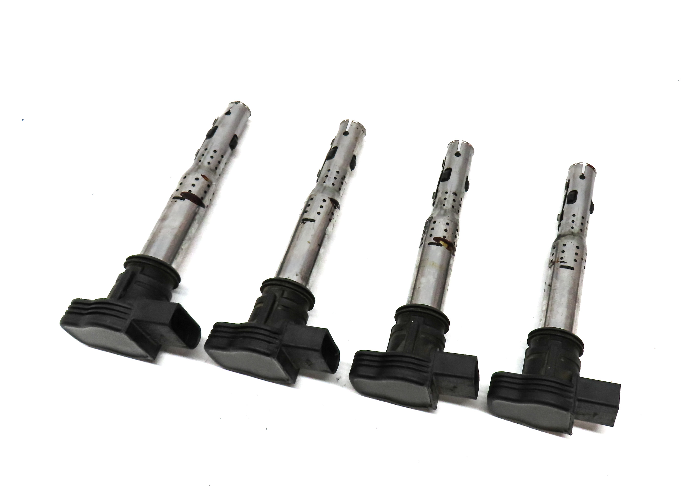 07-17 AUDI A3 A4 S4 A5 S5 A6 Q3 Q5 R8 TT BEETLE JETTA - 2.0L IGNITION COIL SET 4 — exact item pictured